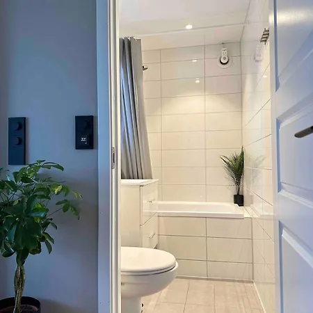 Ferienhaus Modern Townhouse In Close To Ons